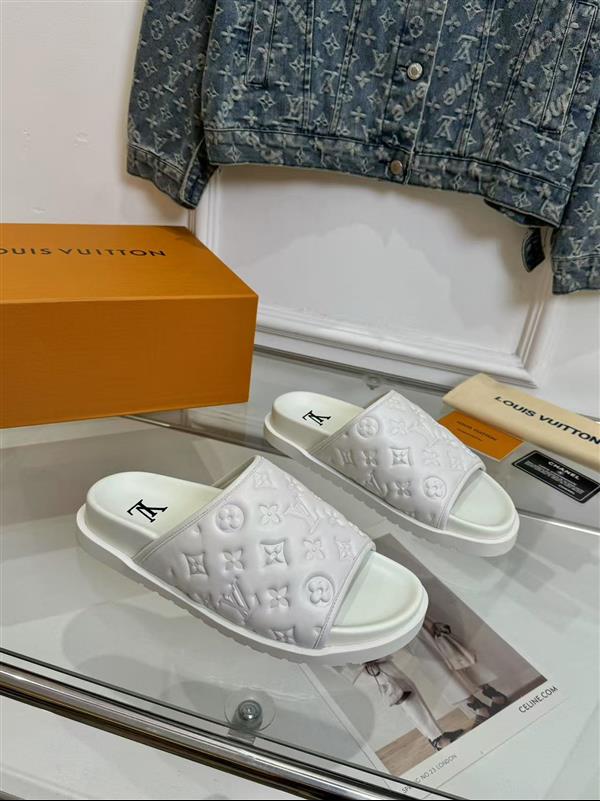 20251128184545418 220